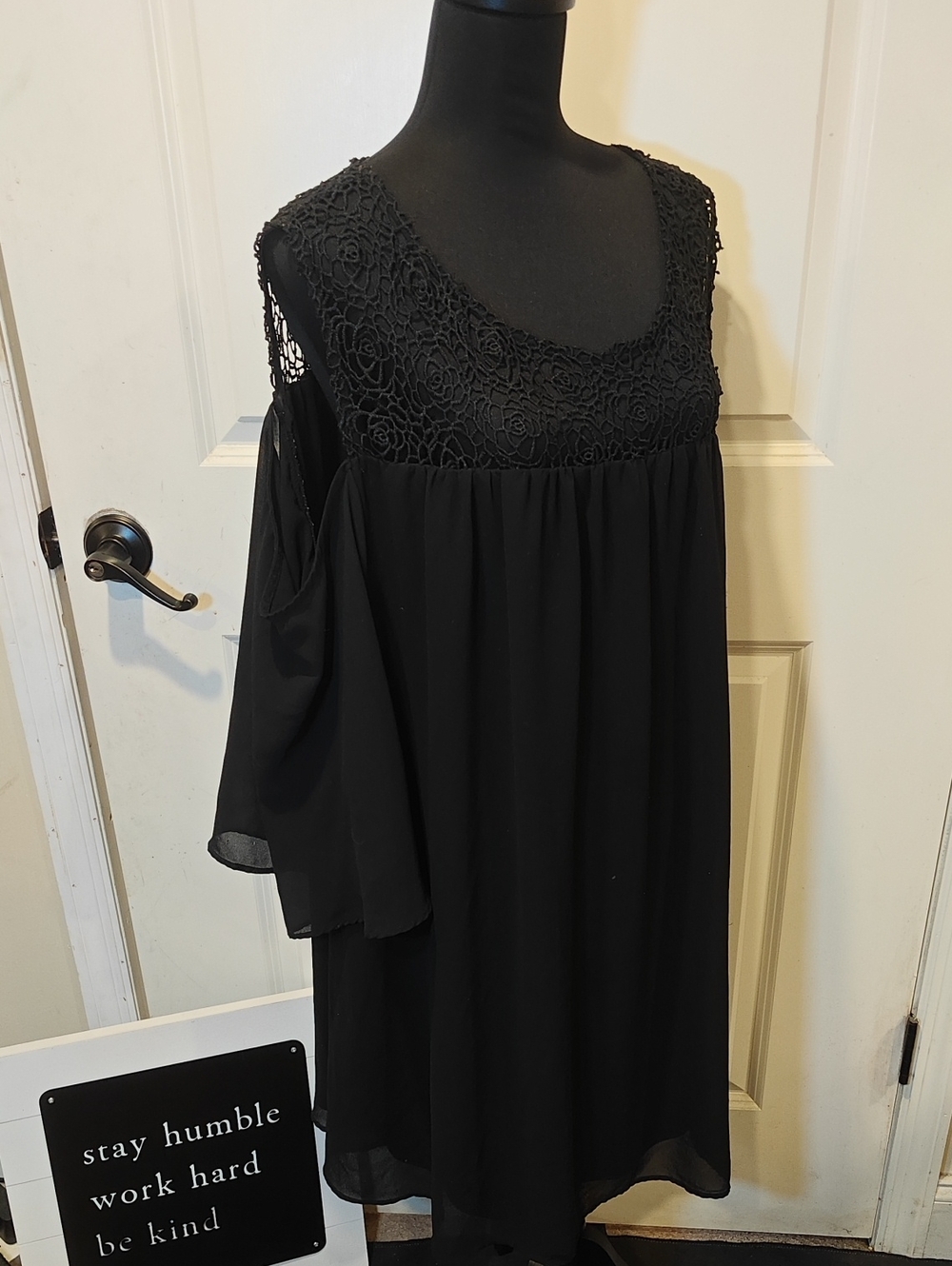 Black Lace Yoke Cold-Shoulder Tunic